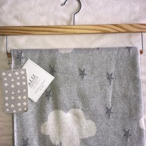 NWT Frolics Kids Throw Blanket